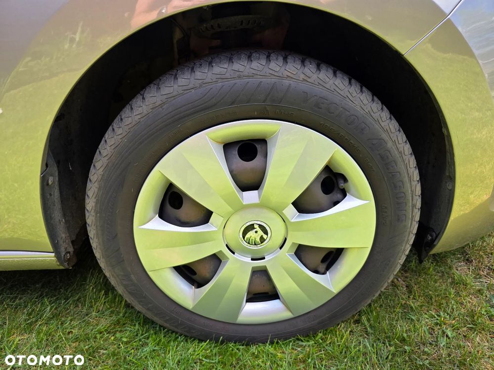 Skoda RAPID 1.2 TSI Ambition - 5
