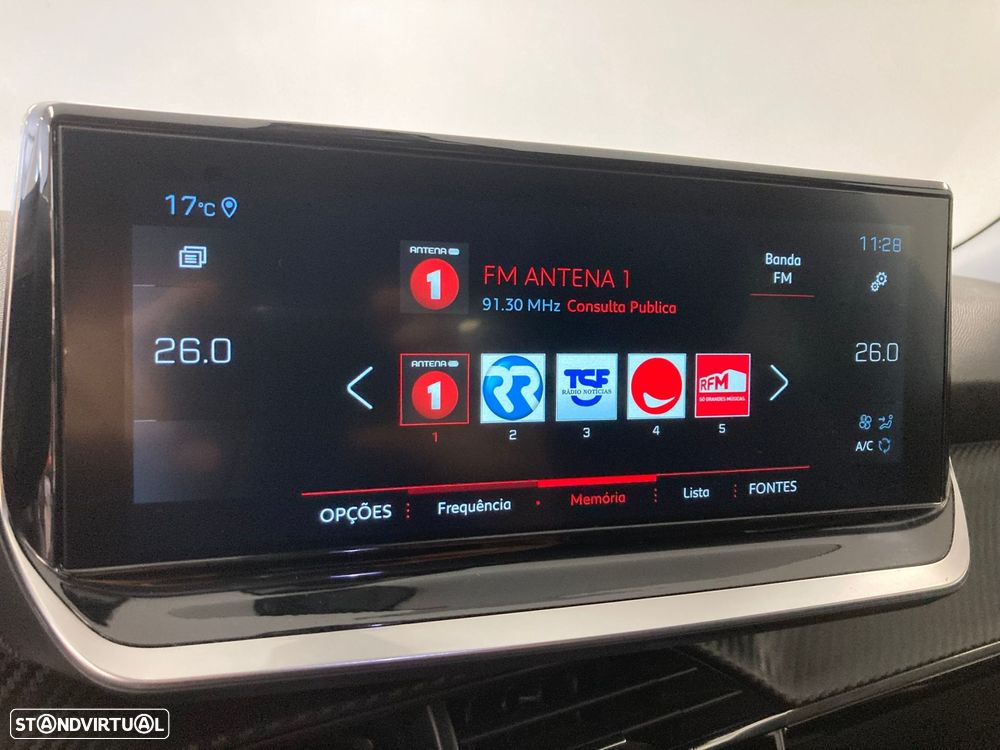 Peugeot 2008 1.2 PureTech Active Pack - 44