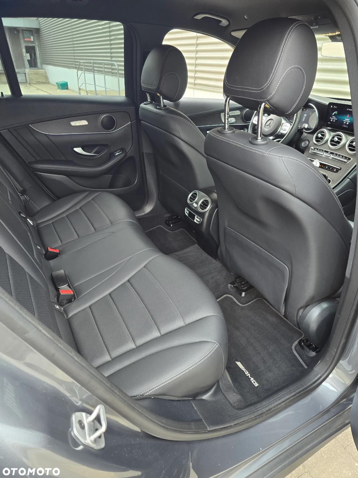 Mercedes-Benz GLC 300 d 4Matic 9G-TRONIC AMG Line - 15