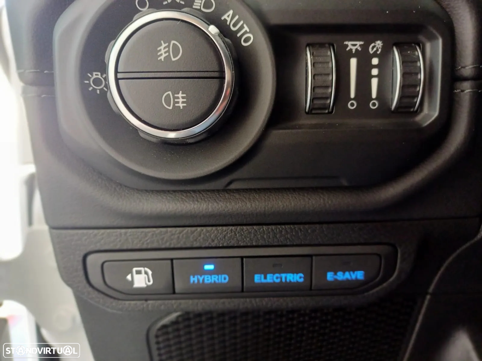 Jeep Wrangler - 17