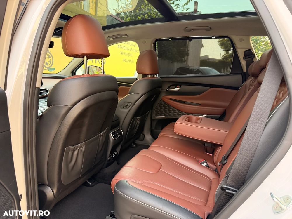 Hyundai Santa Fe 1.6 Plugin-Hybrid 4WD SEVEN Signature - 9