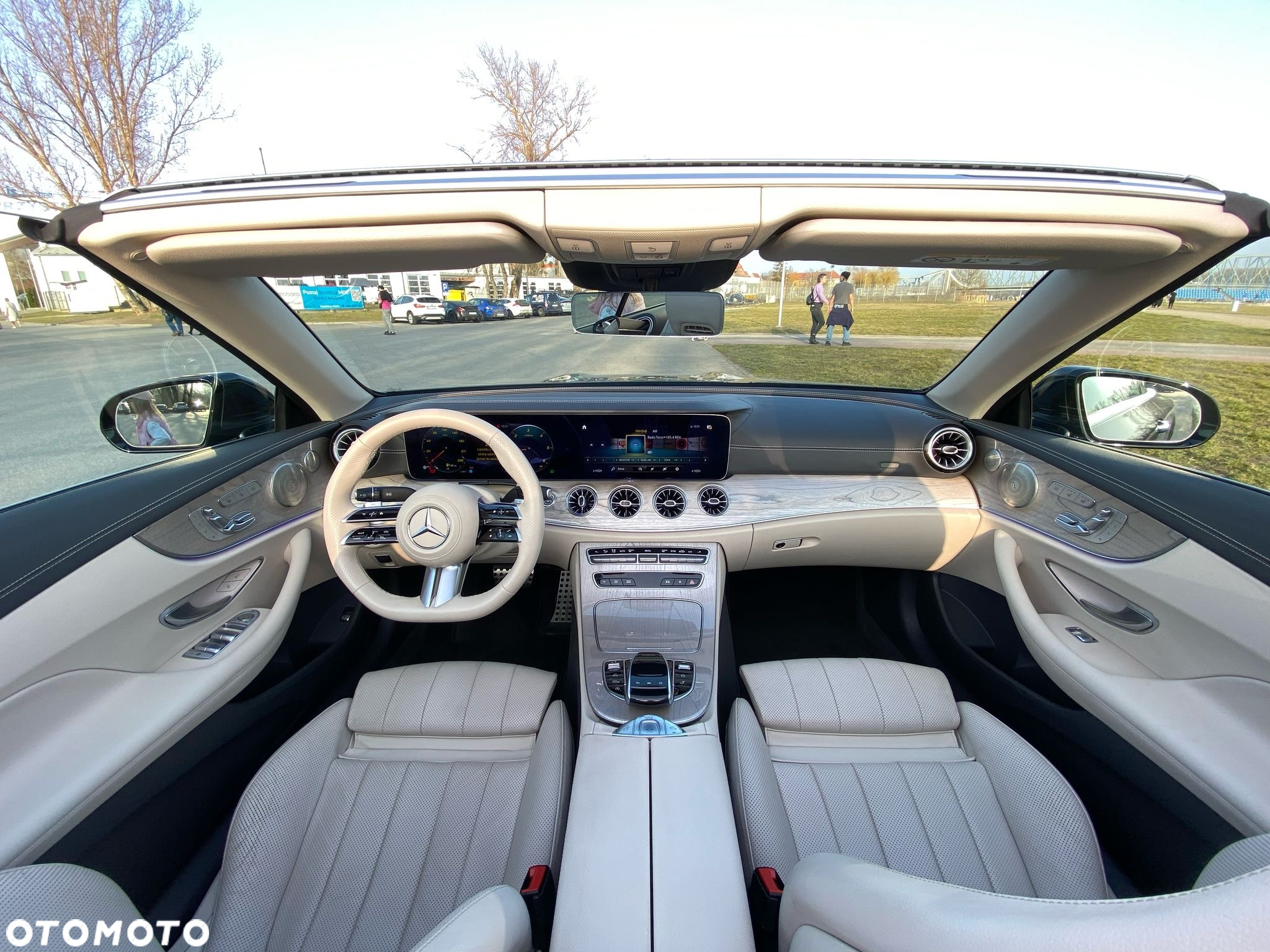 Mercedes-Benz Klasa E 220 d 4Matic Cabrio 9G-TRONIC AMG Line - 18