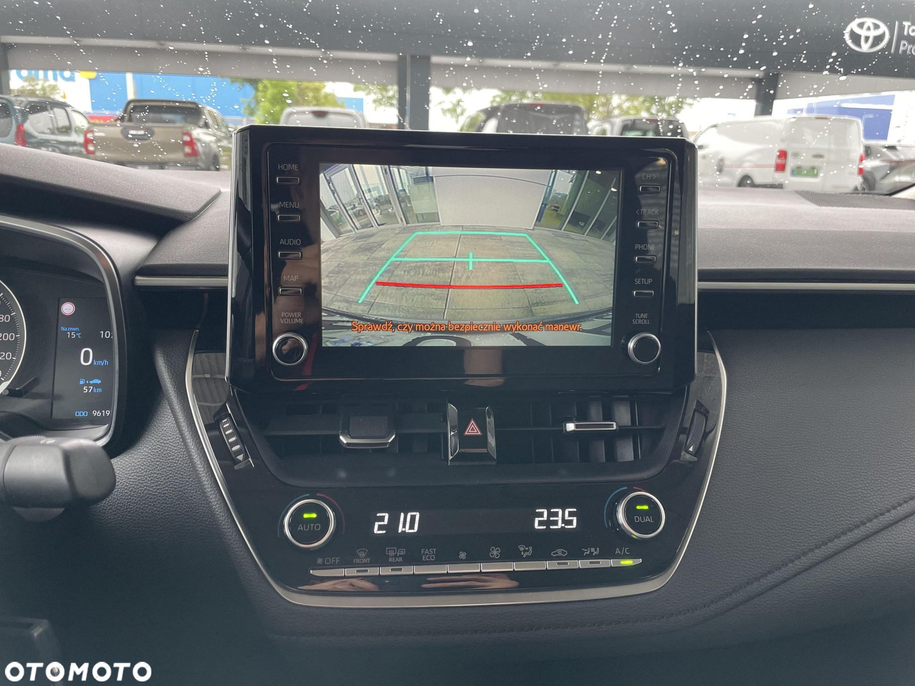 Toyota Corolla - 18