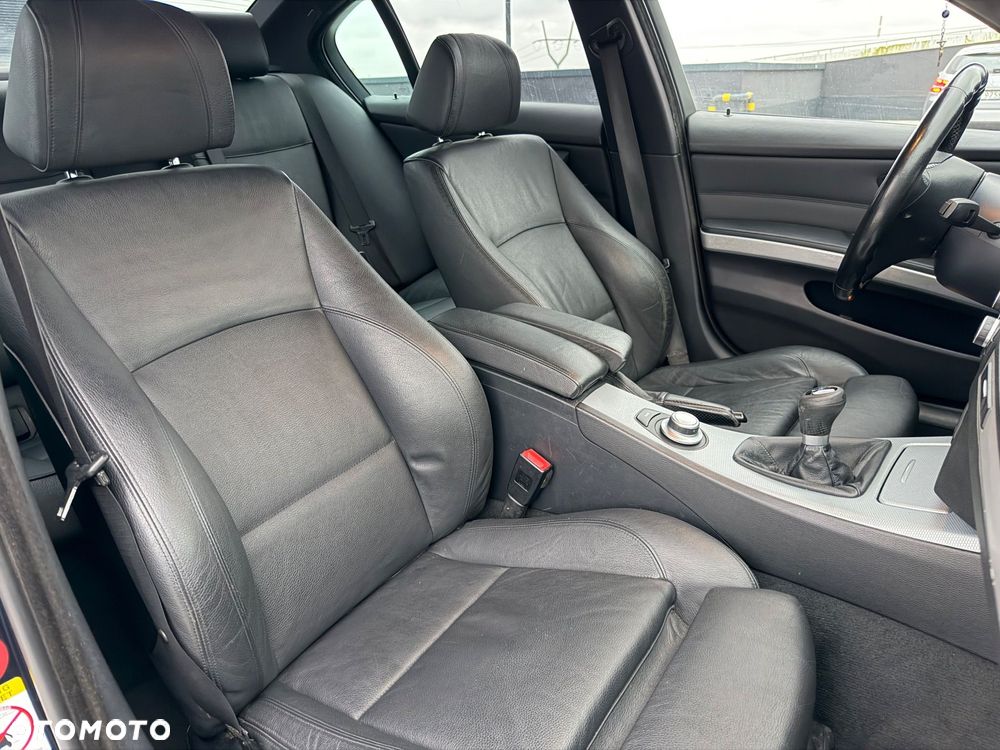 BMW Seria 3 320d - 13