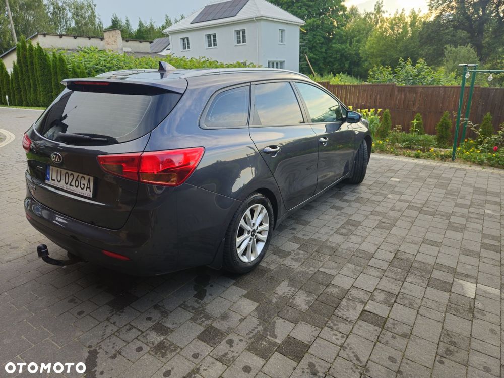 Kia Ceed 1.6 GDI Smart Plus - 5