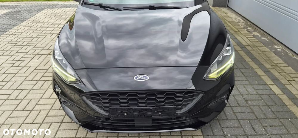 Ford Focus 2.0 EcoBlue STart-Stopp-System ST-LINE - 19
