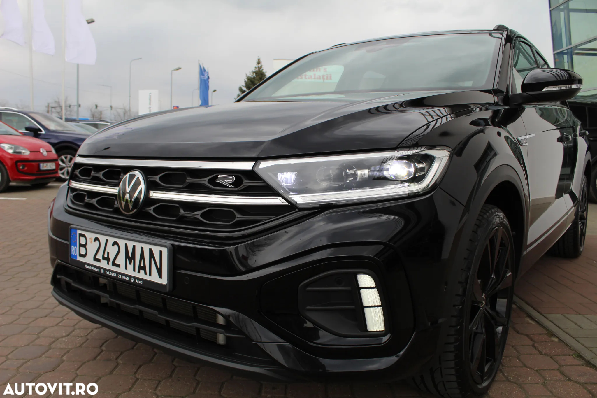 Volkswagen T-ROC 1.5 TSI DSG R-Line - 11