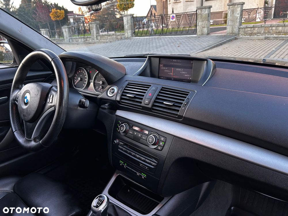 BMW Seria 1 118d - 9
