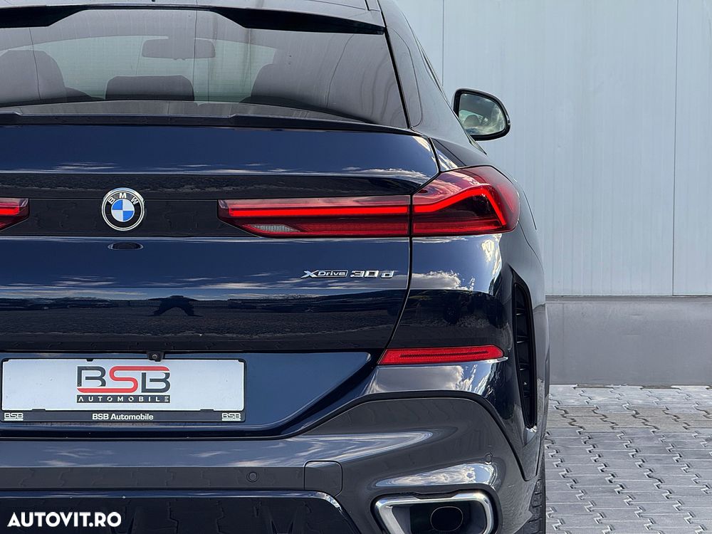 BMW X6 xDrive30d - 13