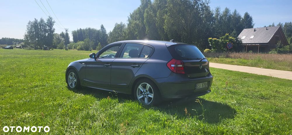 BMW Seria 1 118d DPF - 12