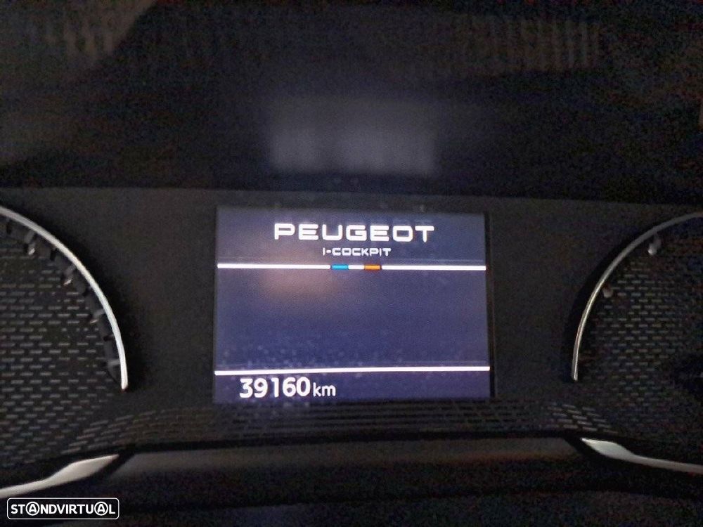 Peugeot 2008 1.2 PureTech Active - 13