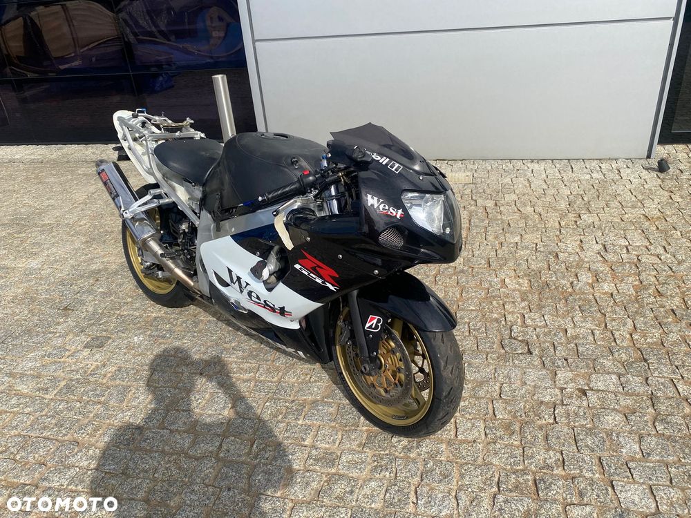 Suzuki GSX-R - 1