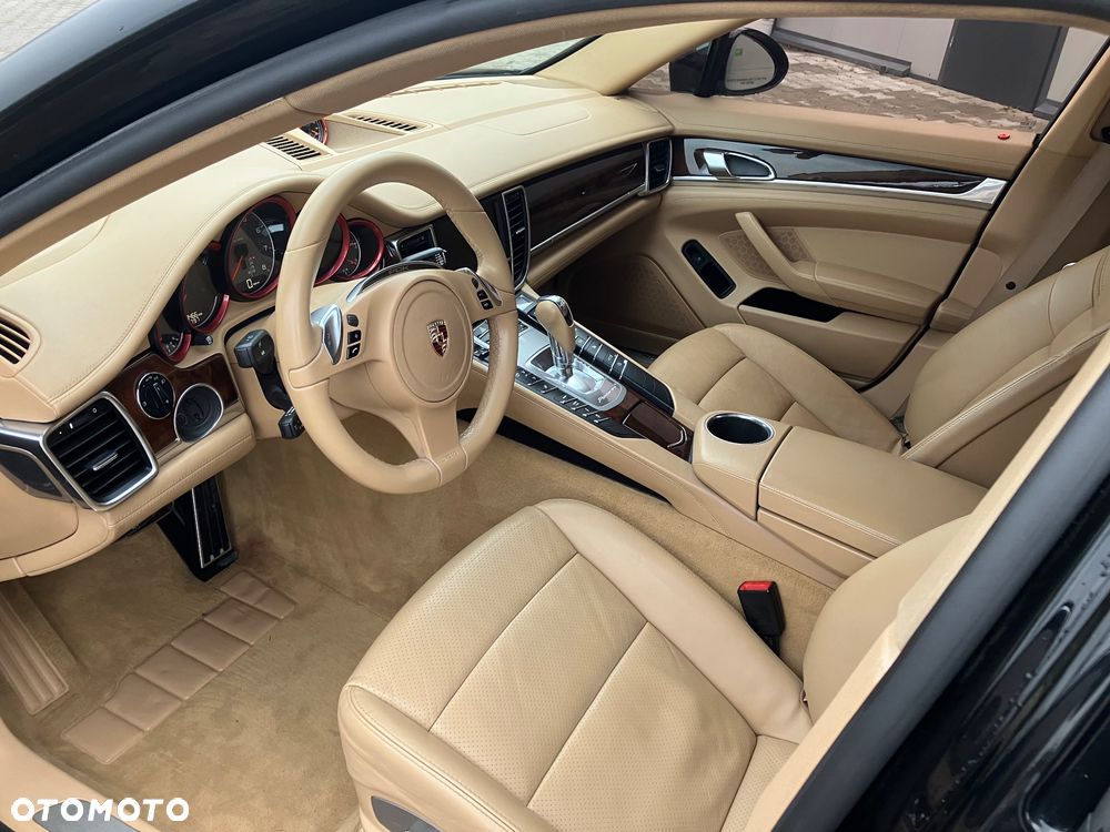 Porsche Panamera 4S PDK - 7