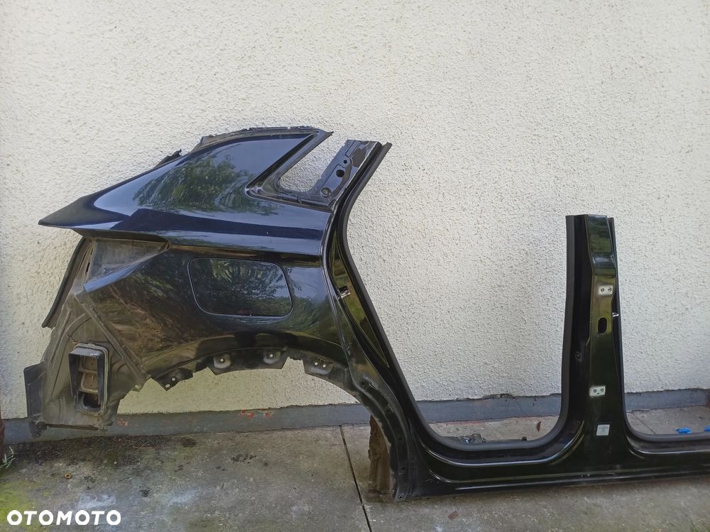 Opel Grandland X próg słupek prawy - 2