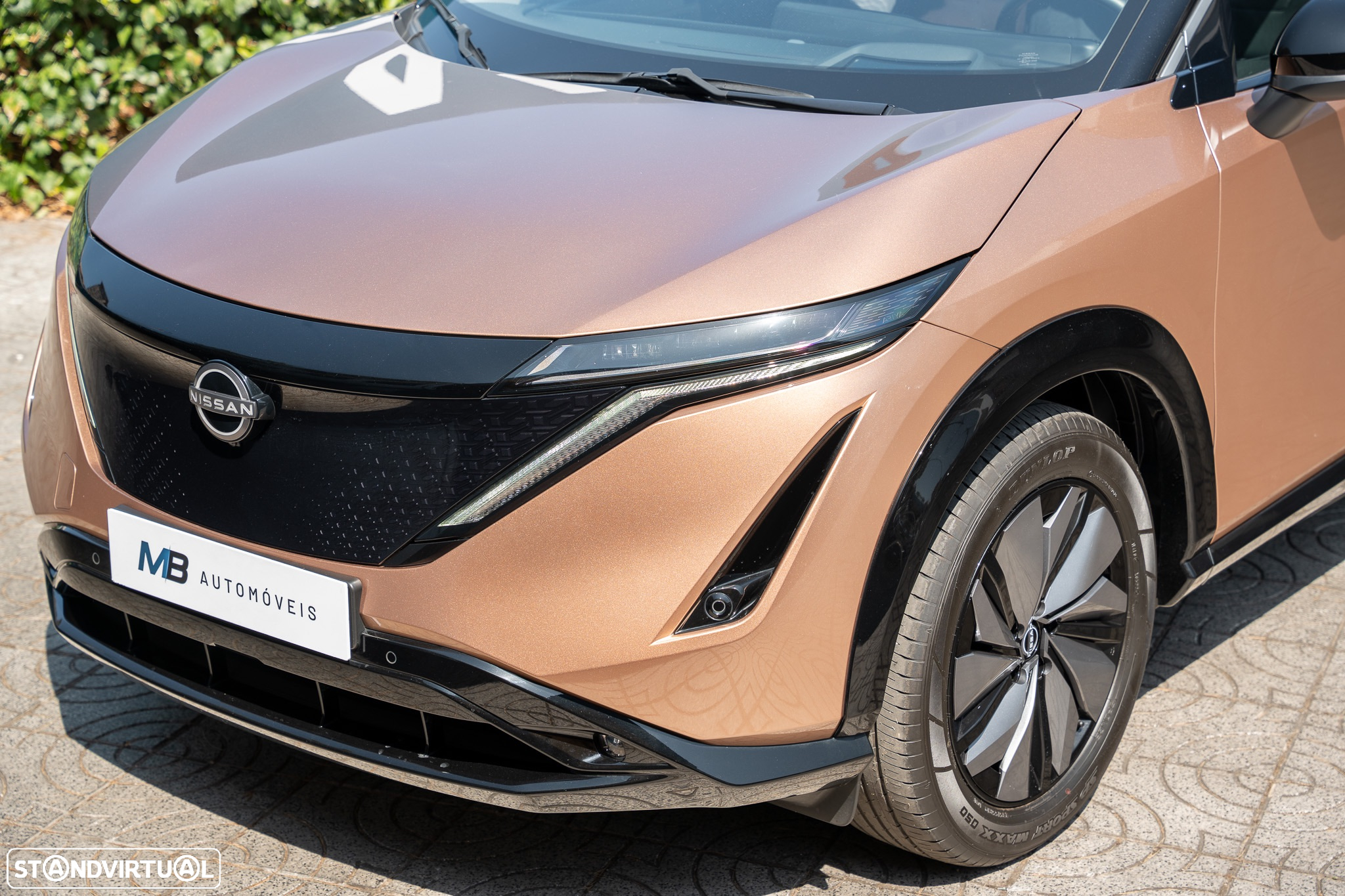 Nissan Ariya 63 kWh Advance Carr. 22kW + Teto Panorâmico - 29