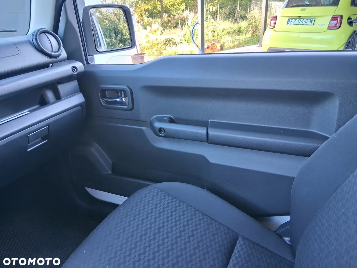 Suzuki Jimny 1.5 Pro - 17