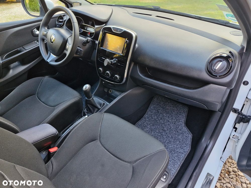 Renault Clio 1.2 16V 75 LIMITED - 7