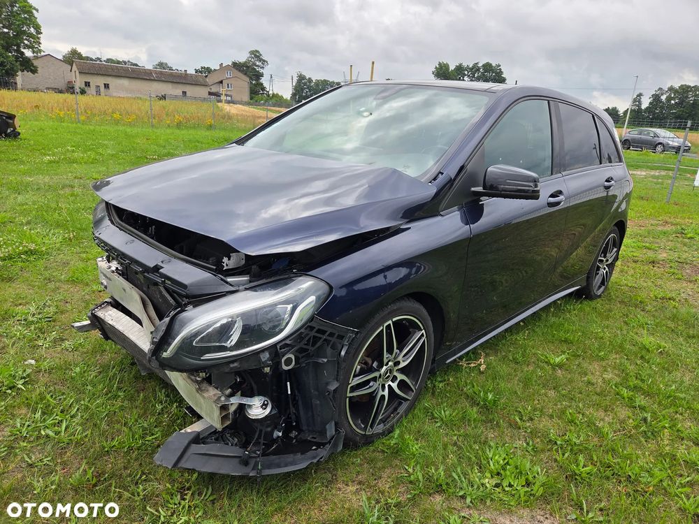 Mercedes-Benz Klasa B 180 d BlueEFFICIENCY Edition Style - 10