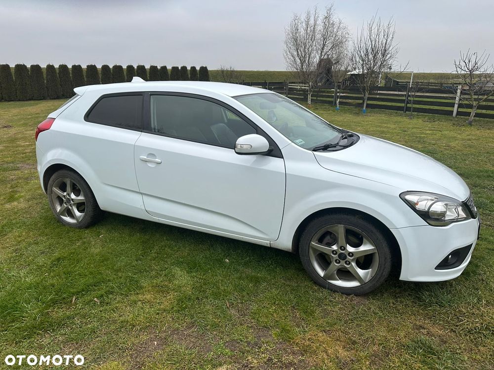Kia Ceed 1.6 Crdi L Euro2012 - 3