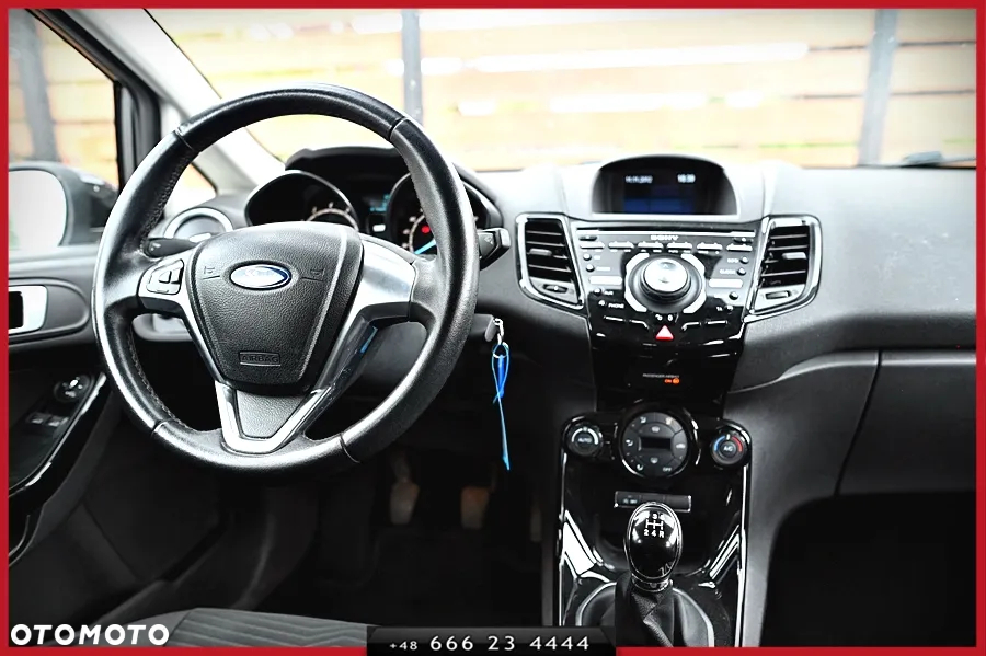 Ford Fiesta 1.0 EcoBoost Titanium - 17