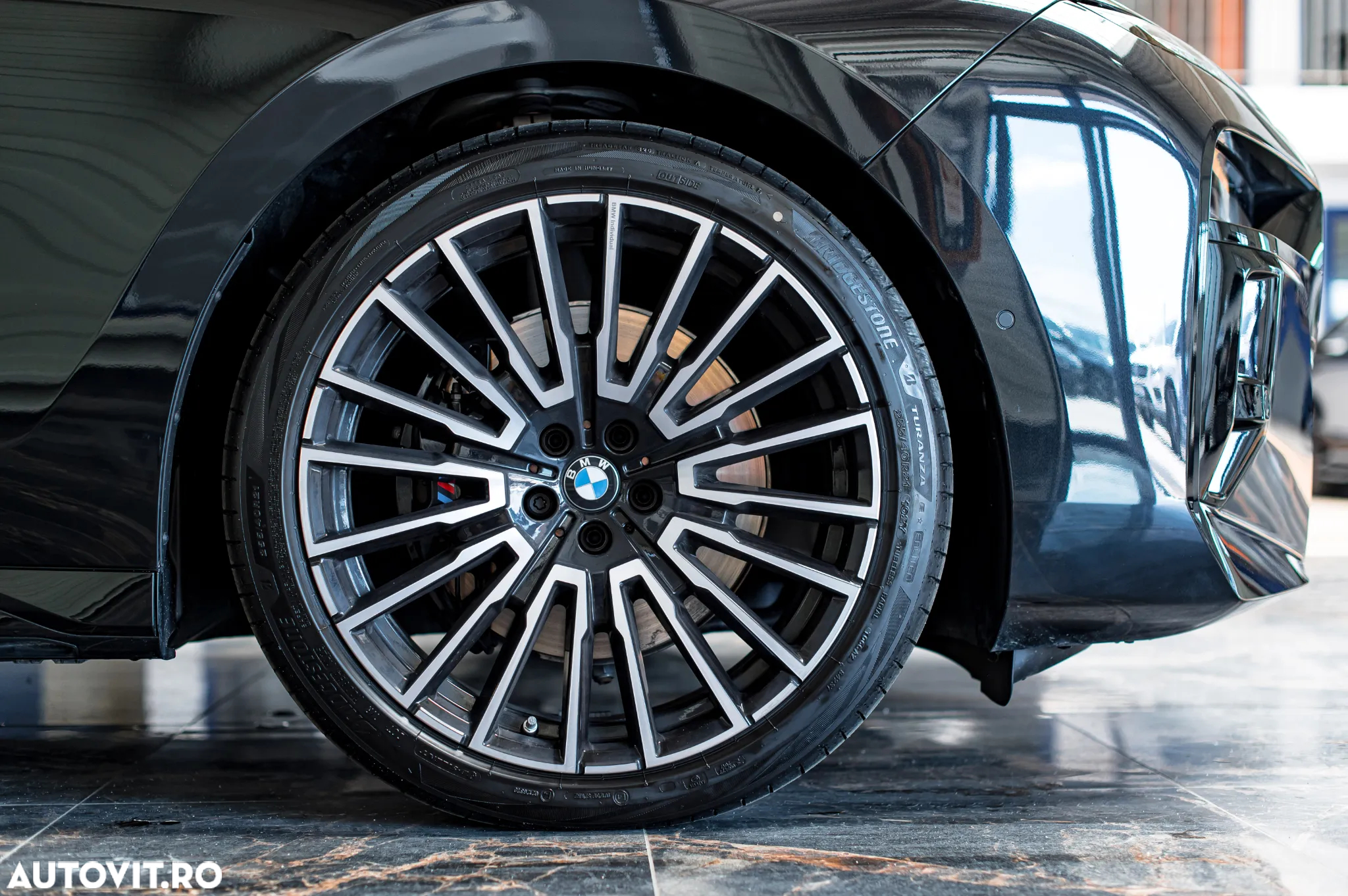BMW Seria 7 740d xDrive MHEV - 40