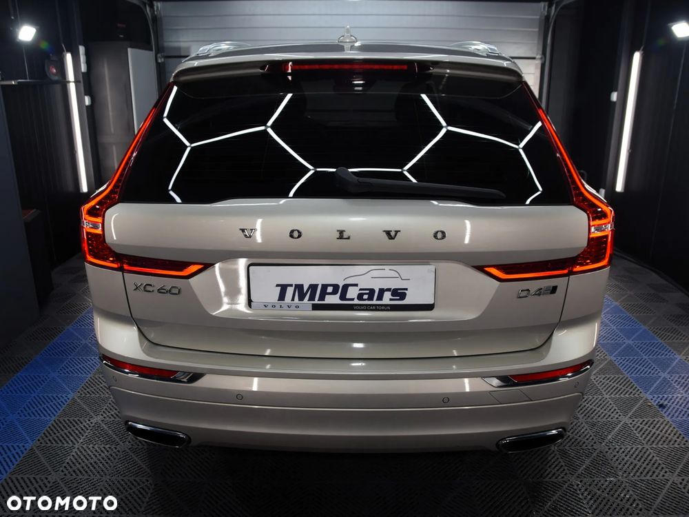 Volvo XC 60 D4 AWD Inscription - 25