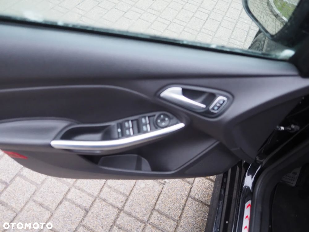 Ford Focus 2.0 TDCi ST-2 - 23