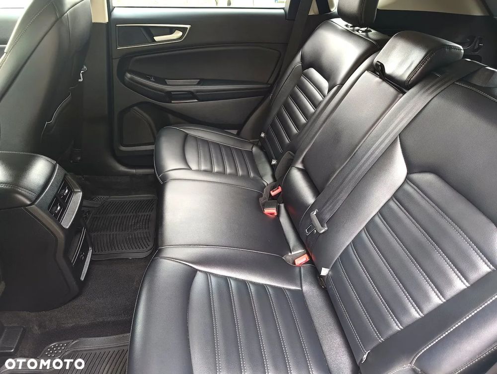 Ford Edge - 34