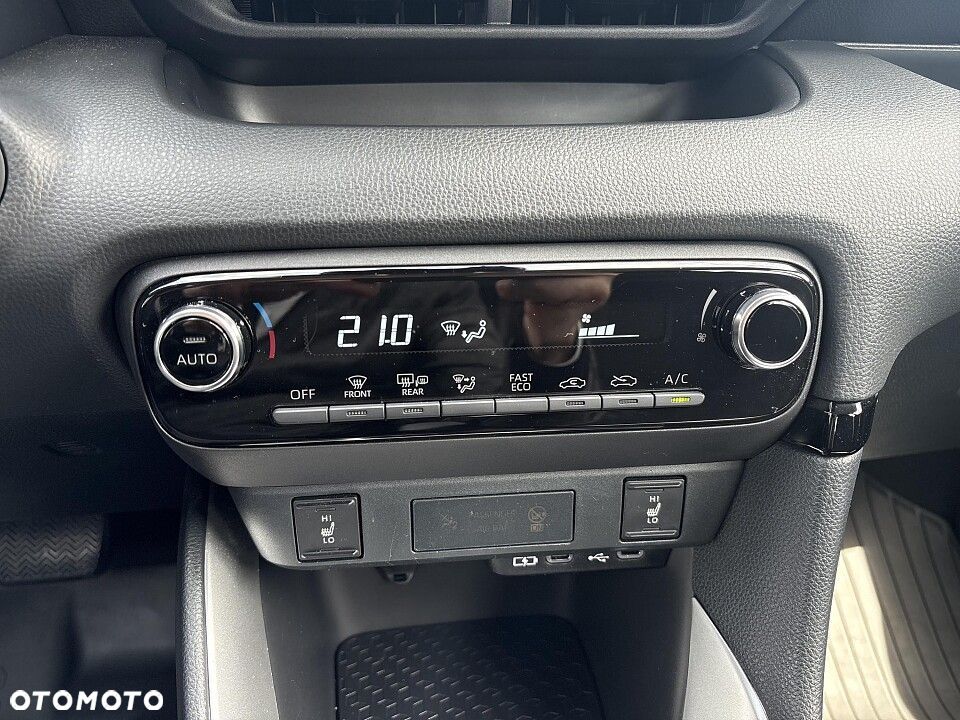 Mazda 2 - 18