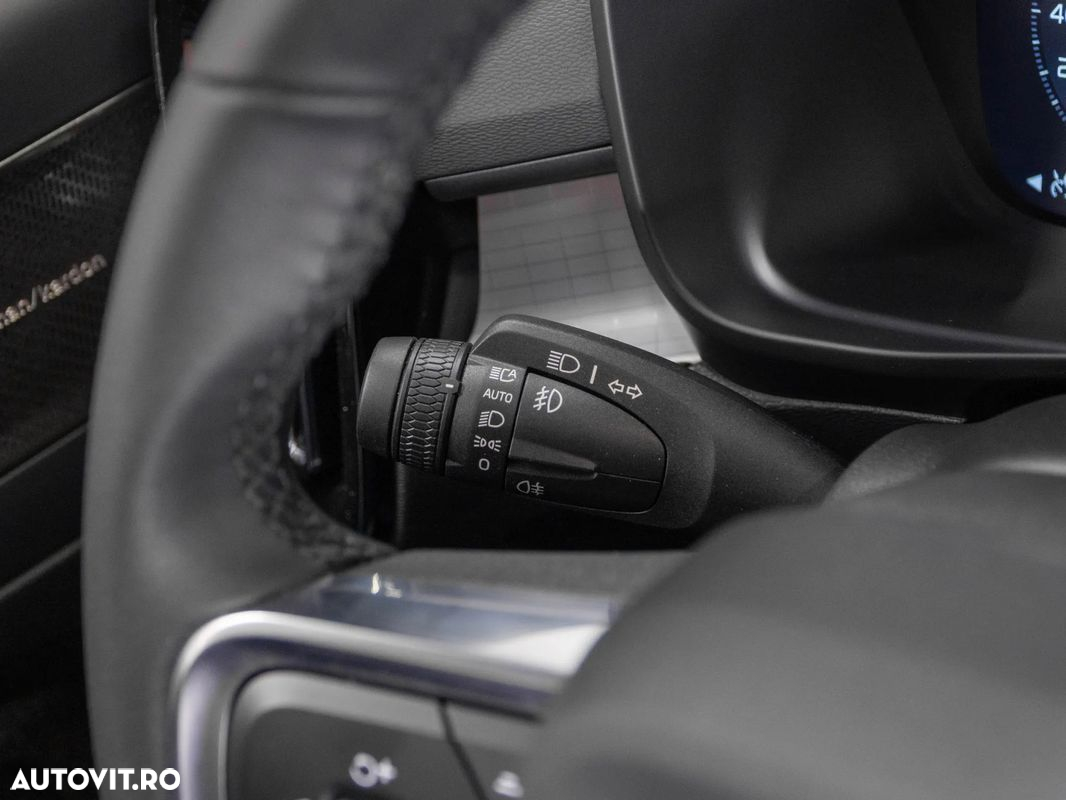 Volvo XC 40 - 16