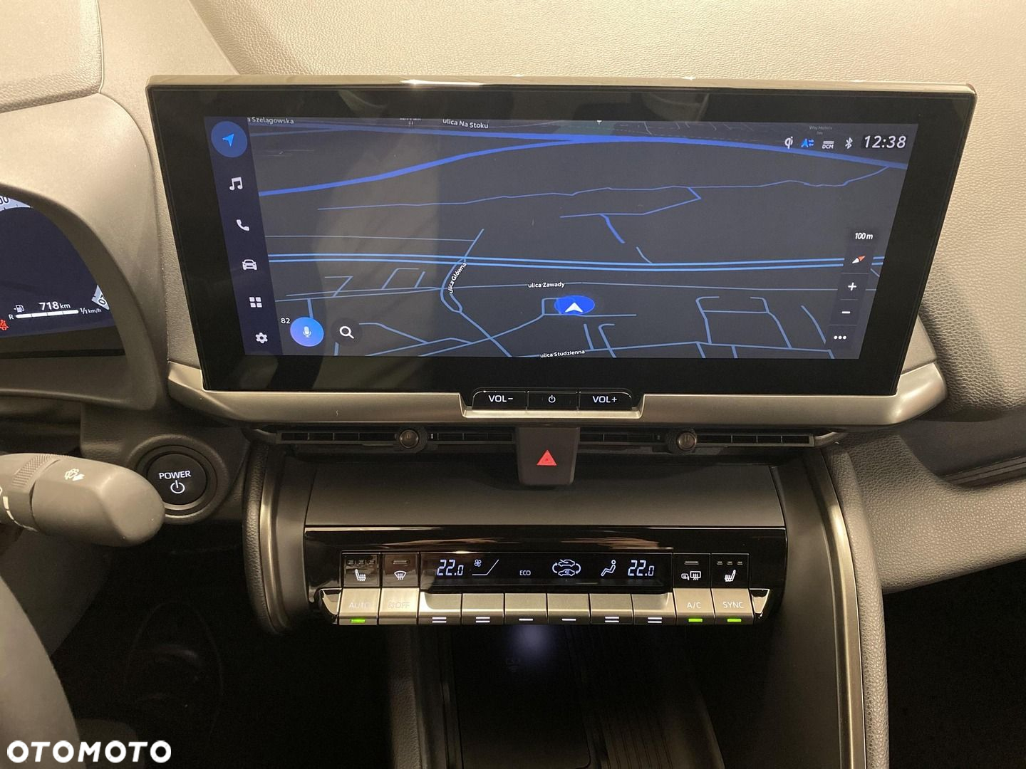 Toyota C-HR - 16