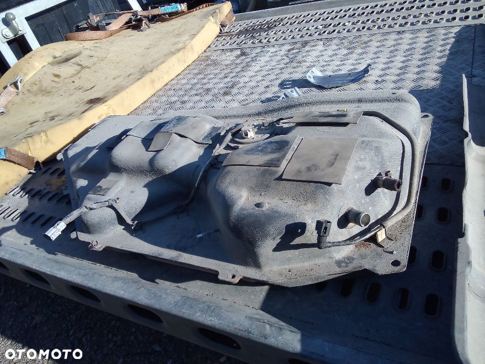 Zbiornik Paliwa Lexus RX 450H, 350 , 2009-2015R - 1