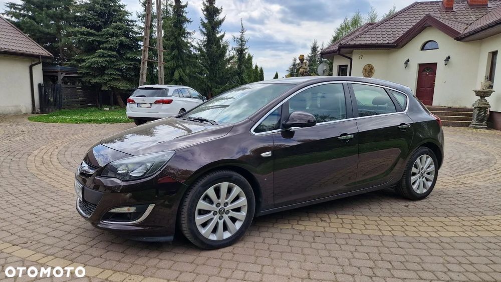 Opel Astra 1.7 CDTI Executive S&S - 15