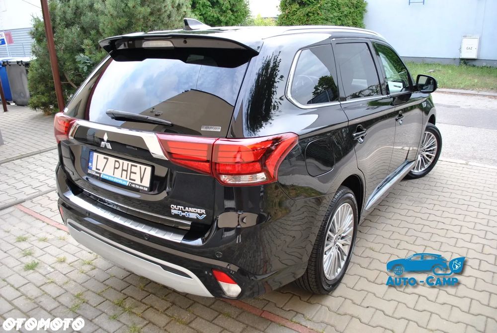 Mitsubishi Outlander PHEV Instyle + - 16