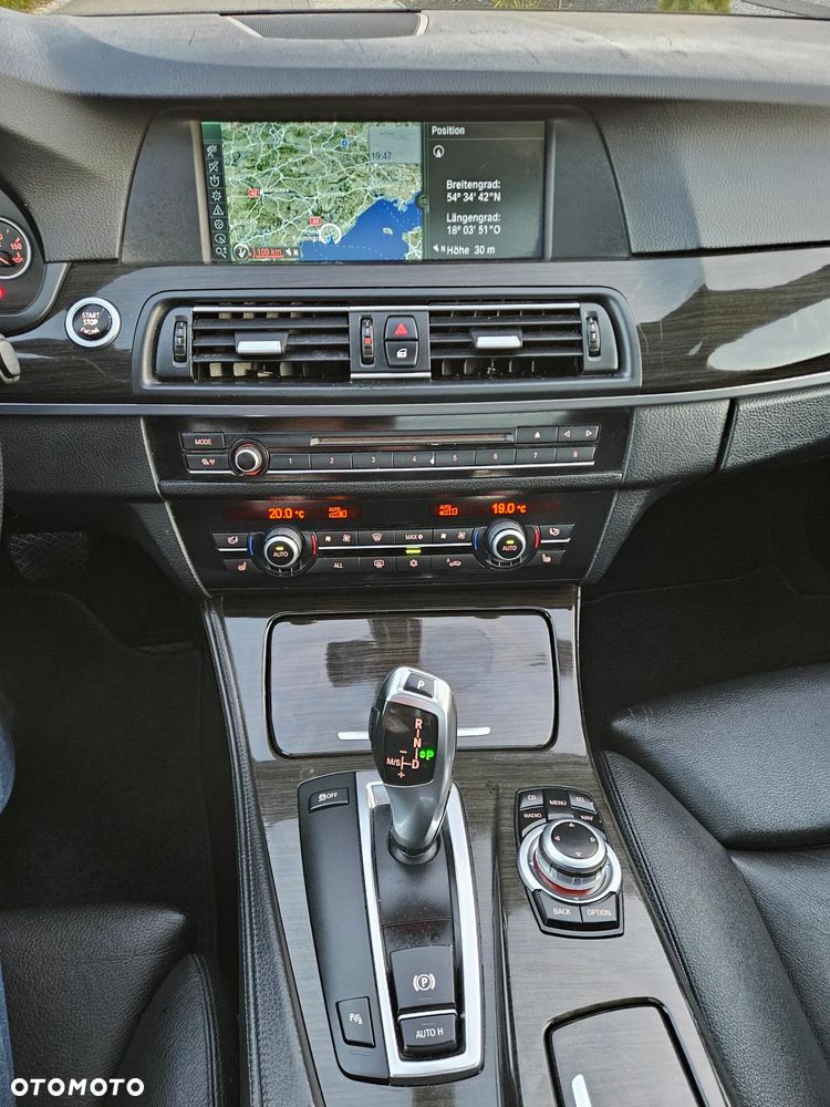 BMW Seria 5 520d - 20