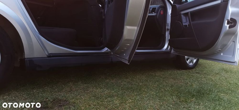 Opel Vectra 1.9 CDTI Cosmo - 8