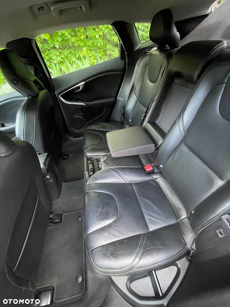 Volvo V40 - 22