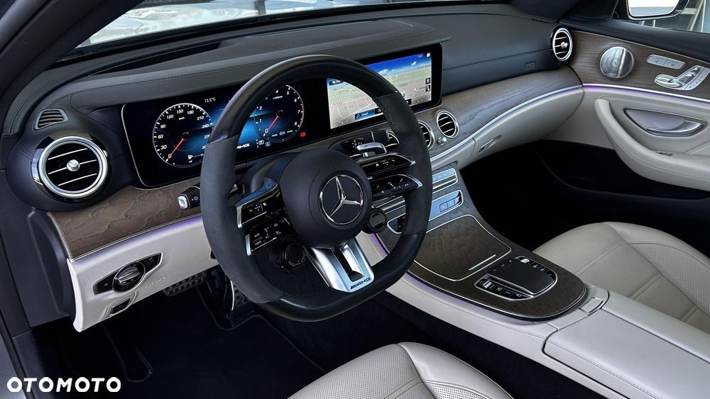 Mercedes-Benz Klasa E AMG 53 4-Matic+ - 11