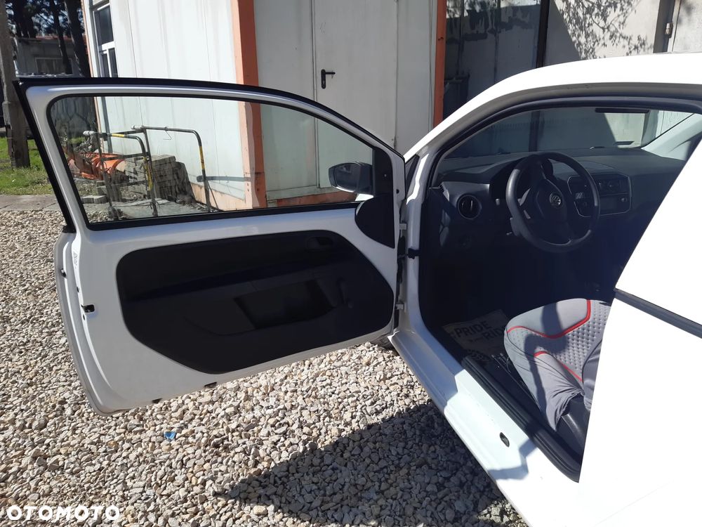 Volkswagen up! 1.0 move - 6