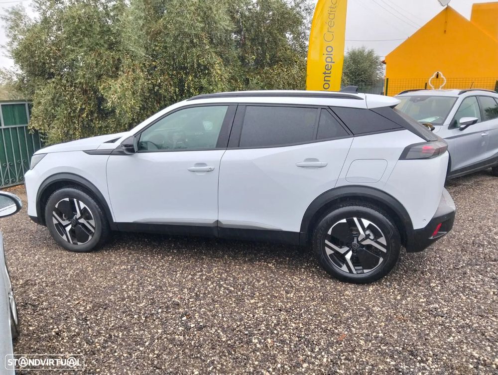 Peugeot 2008 1.2 PureTech Allure Pack EAT8 - 3