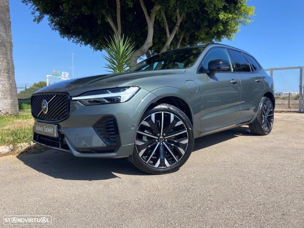 Volvo XC 60 2.0 T6 PHEV Plus Dark - 33