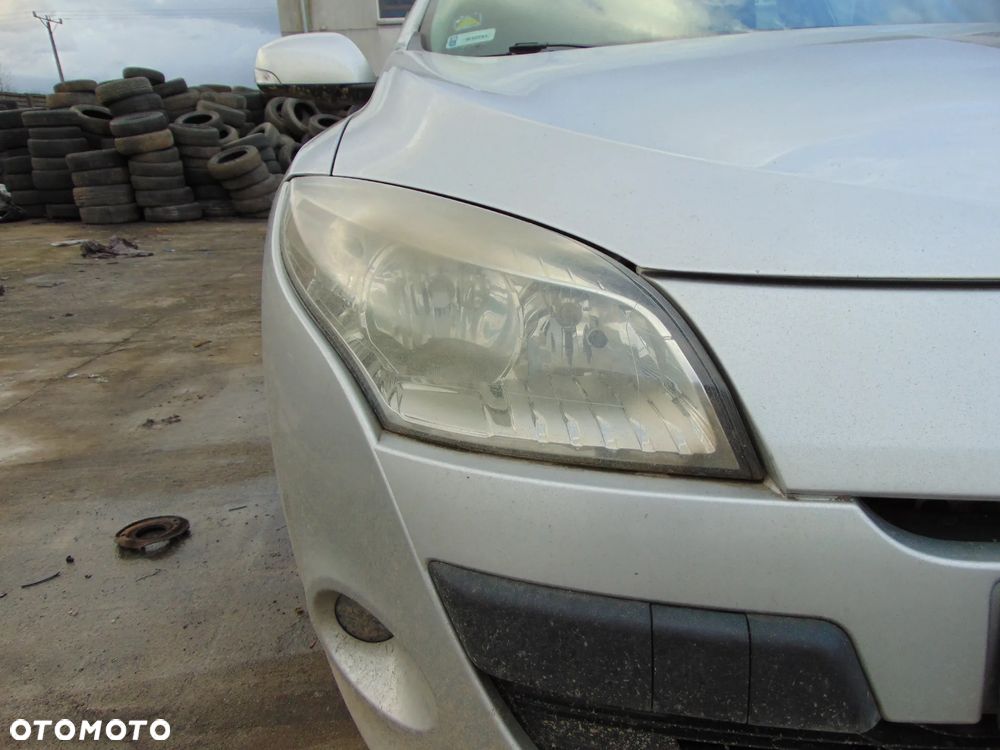 lampa prawa przód przednia europa renault reno megane III 3 ted69 - 1