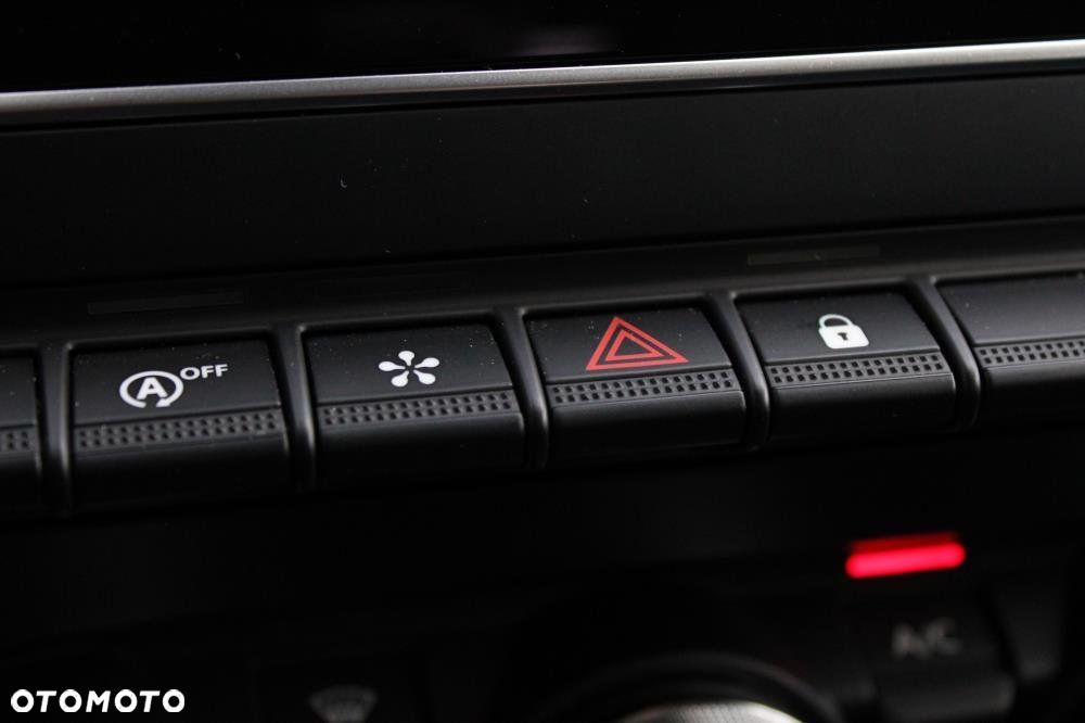 Renault Captur - 23