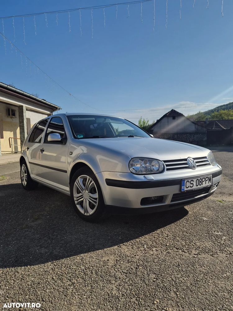 Volkswagen Golf 1.4 - 1