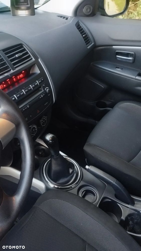 Mitsubishi ASX - 4