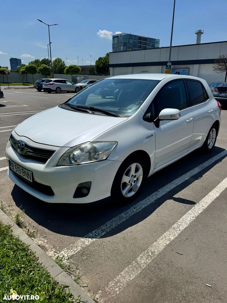 Toyota Auris - 1