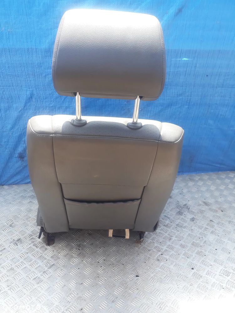 FOTEL KIEROWCY LEWY PRZÓD VOLKSWAGEN TOUAREG 7L  2006r - 10
