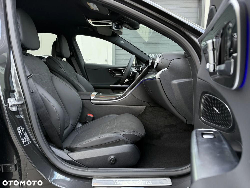Mercedes-Benz Klasa C 220 d 9G-TRONIC 4Matic - 23