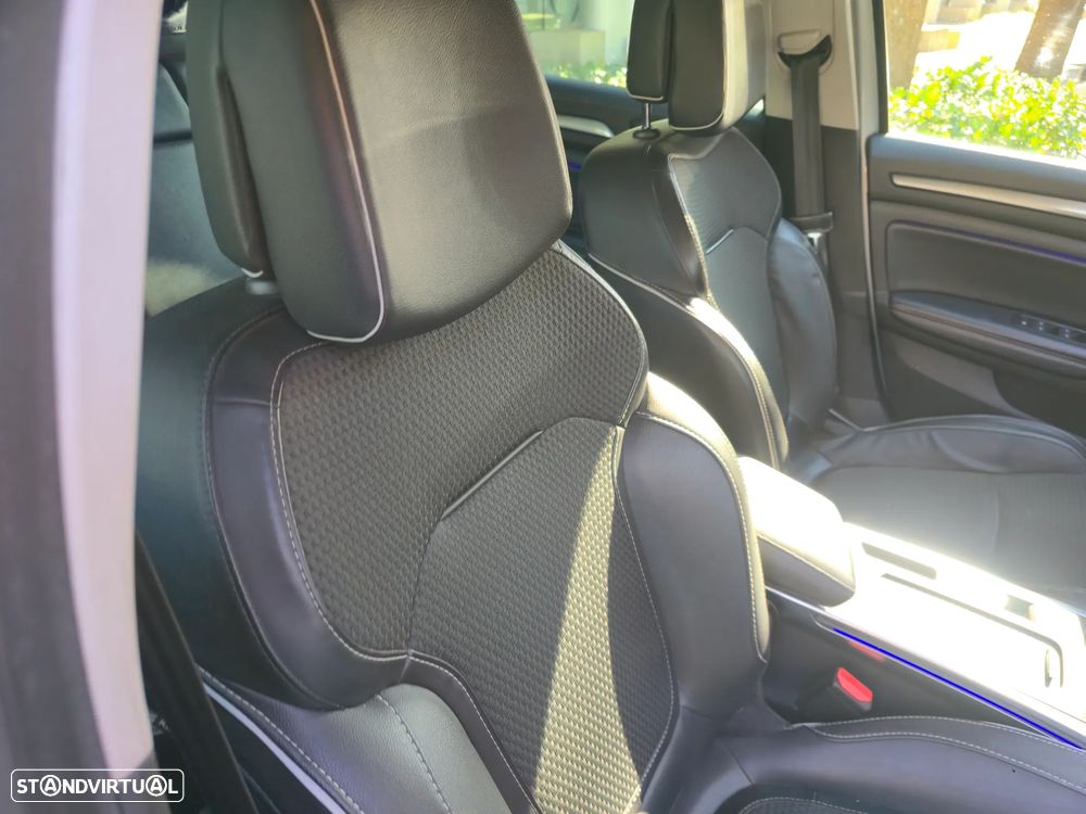 Renault Mégane Sport Tourer BLUE dCi 115 BOSE EDITION - 31