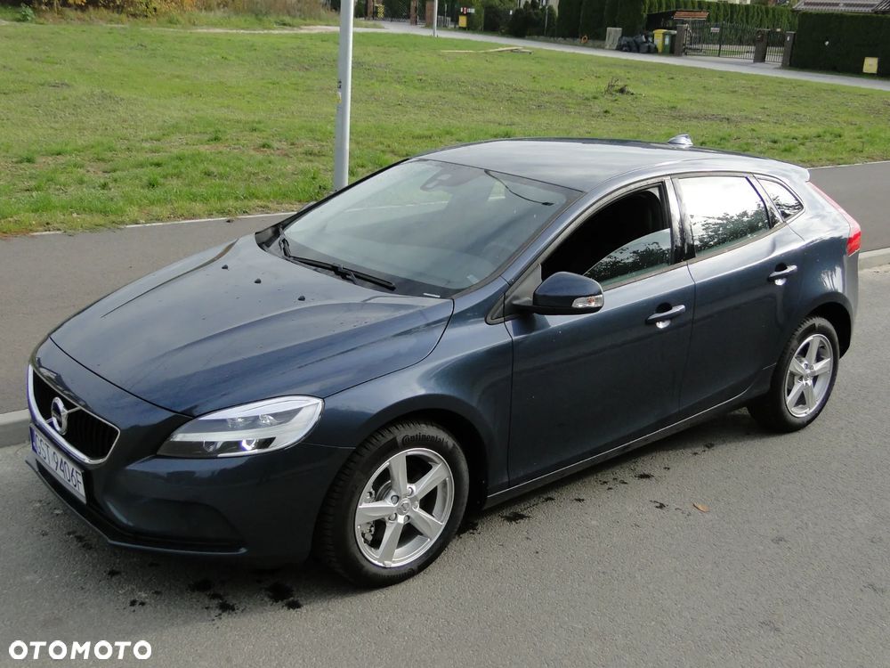 Volvo V40
